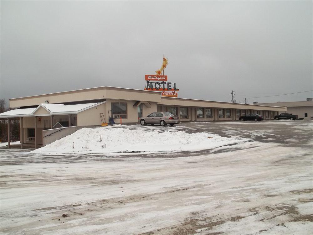 Travelodge By Wyndham Kapuskasing Exterior foto